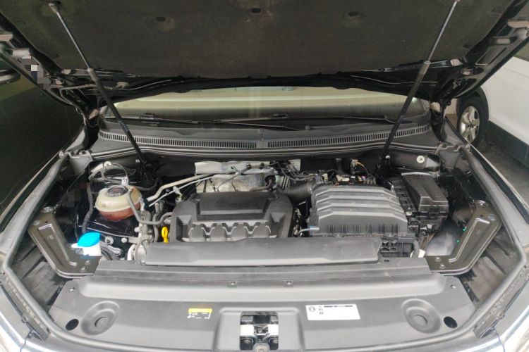 Used Volkswagen Viloran 2024 330TSI Business Edition Engine Bay