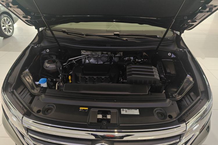 Used Volkswagen Viloran 2024 380TSI Luxury Edition Engine Bay