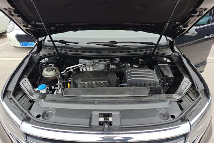 Used Volkswagen Viloran 2024 330TSI Business Edition Engine Bay