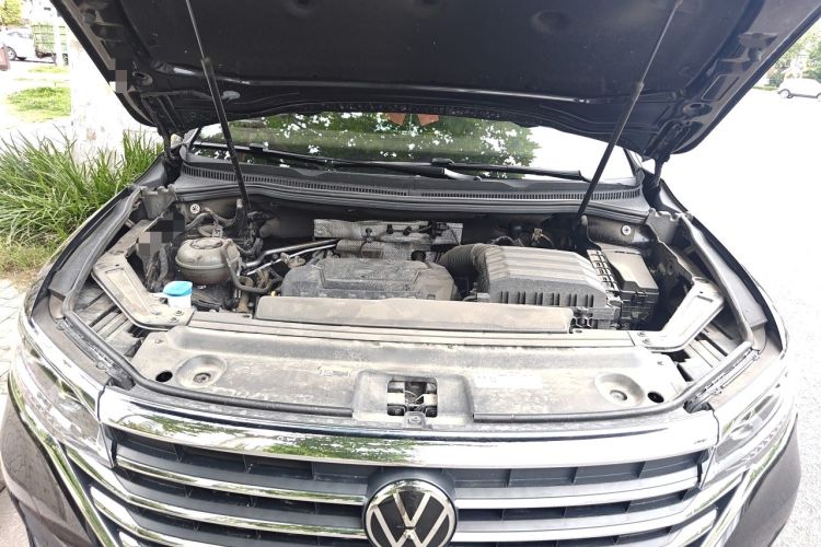 Used Volkswagen Viloran 2024 380TSI Luxury Edition Engine Bay