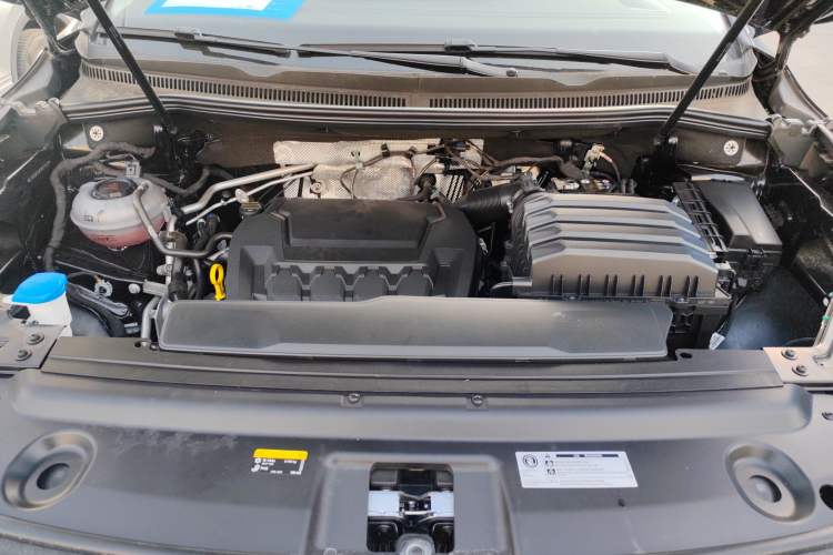 Used Volkswagen Viloran 2024 330TSI Business Edition Engine Bay