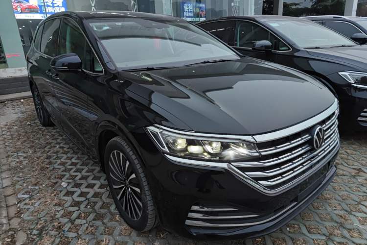 Used Volkswagen Viloran 2024 380TSI Premium Edition Exterior 1