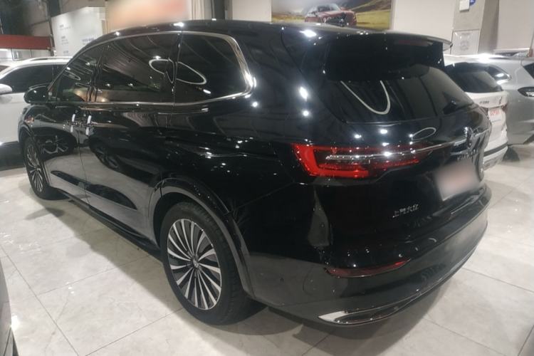 Used Volkswagen Viloran 2024 380TSI Premium Edition Exterior 2