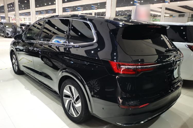Used Volkswagen Viloran 2024 380TSI Luxury Edition Exterior 2