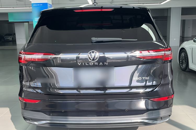 Used Volkswagen Viloran 2024 380TSI Luxury Edition Exterior 4