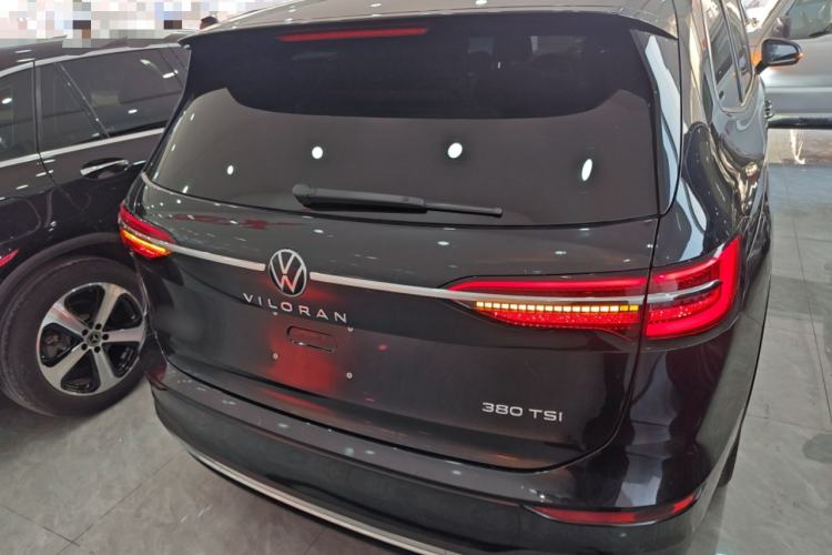 Used Volkswagen Viloran 2024 380TSI Premium Edition Exterior 4
