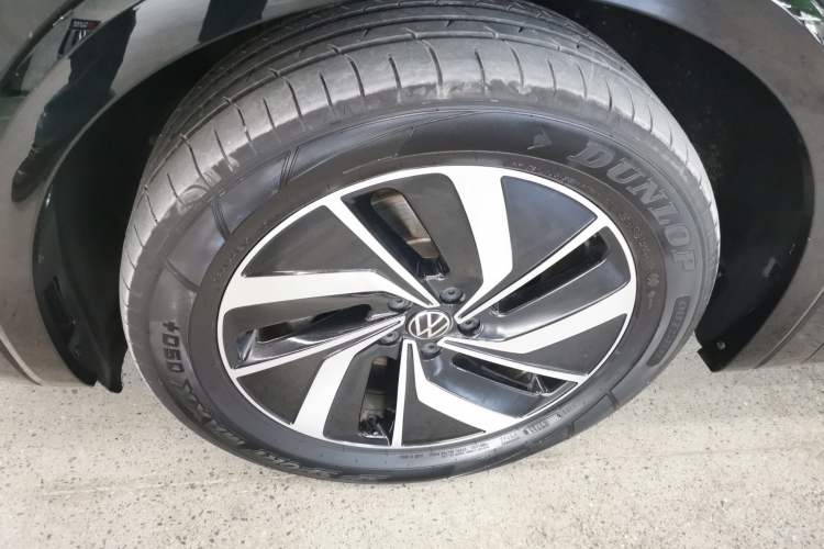 Used Volkswagen Viloran 2024 380TSI Luxury Edition Exterior 4