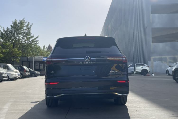 Used Volkswagen Viloran 2024 380TSI Luxury Edition Exterior 5