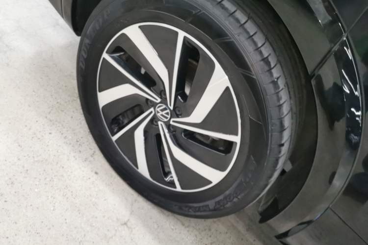 Used Volkswagen Viloran 2024 380TSI Luxury Edition Exterior 5