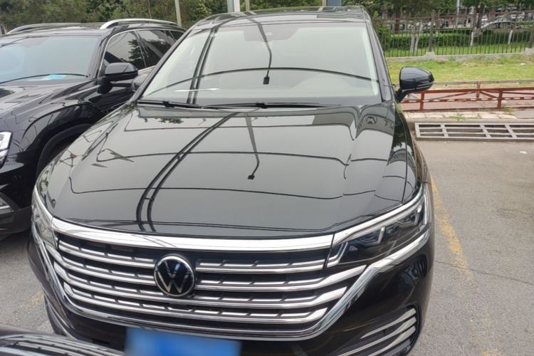 Used Volkswagen Viloran 2024 380TSI Premium Edition Front