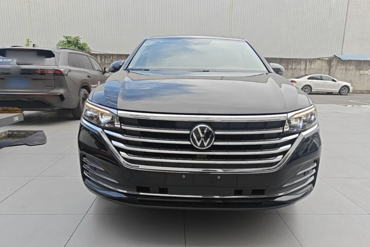 Used Volkswagen Viloran 2024 380TSI Premium Edition Front