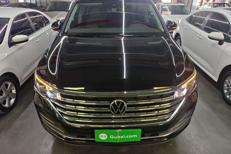 Used Volkswagen Viloran 2024 380TSI Premium Edition Front