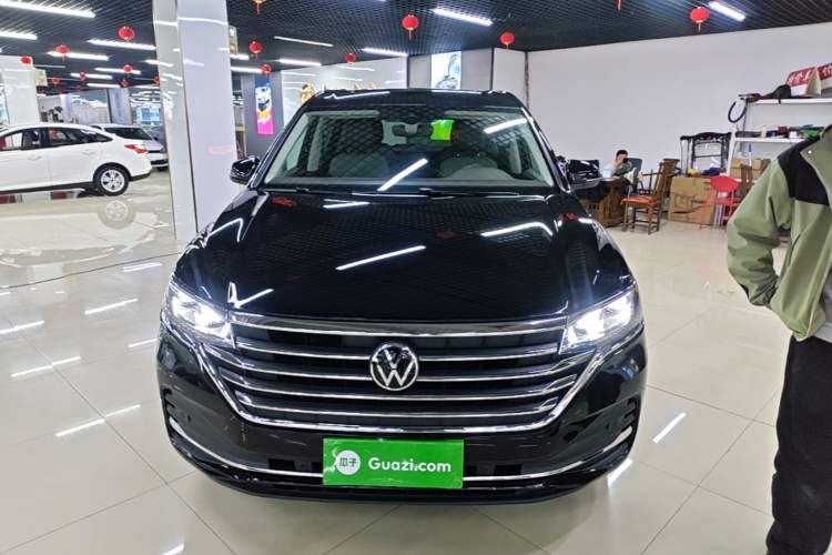 Used Volkswagen Viloran 2024 330TSI Business Edition Front