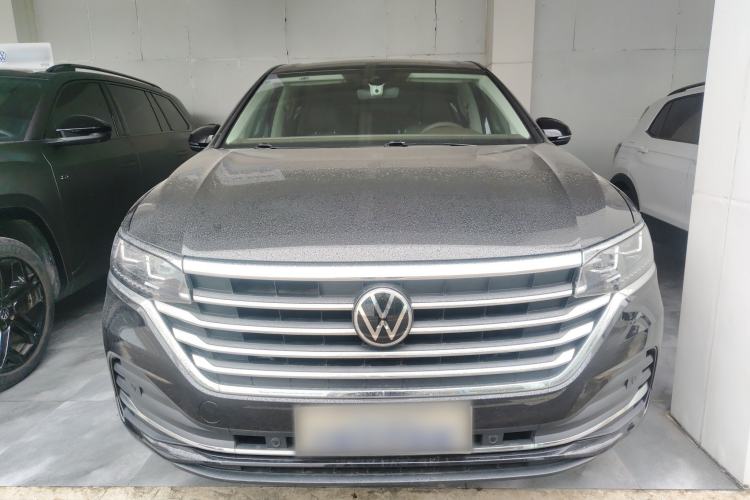 Used Volkswagen Viloran 2024 330TSI Business Edition Front