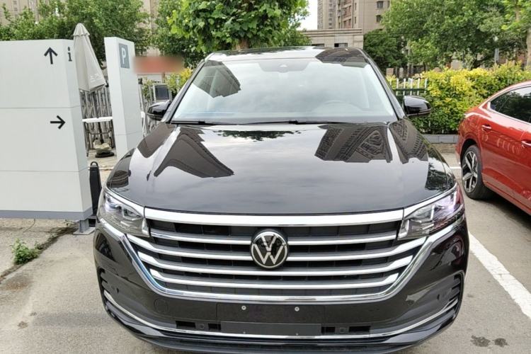 Used Volkswagen Viloran 2024 330TSI Business Edition Front