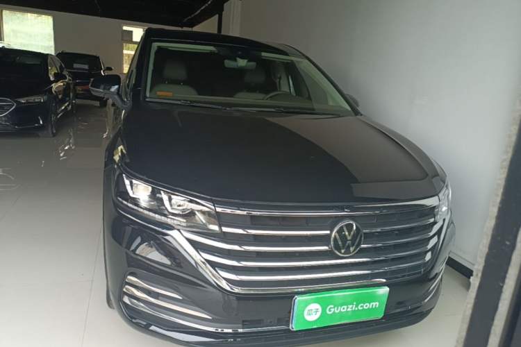 Used Volkswagen Viloran 2024 380TSI Luxury Edition Front