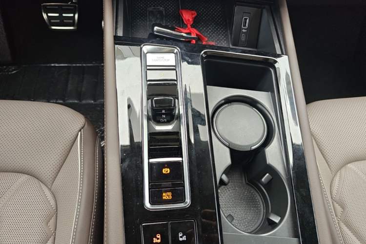 Used Volkswagen Viloran 2024 380TSI Premium Edition Gear Lever