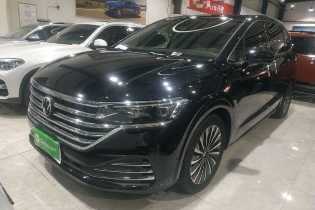 Volkswagen Viloran 2024 380TSI Premium Edition usata