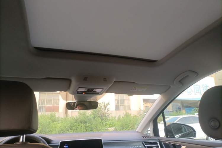 Used Volkswagen Viloran 2024 380TSI Premium Edition Headliner
