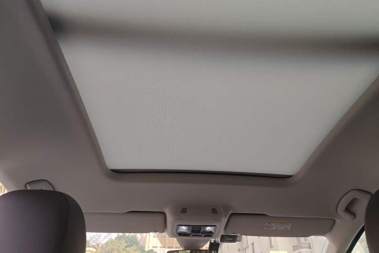 Used Volkswagen Viloran 2024 380TSI Luxury Edition Headliner
