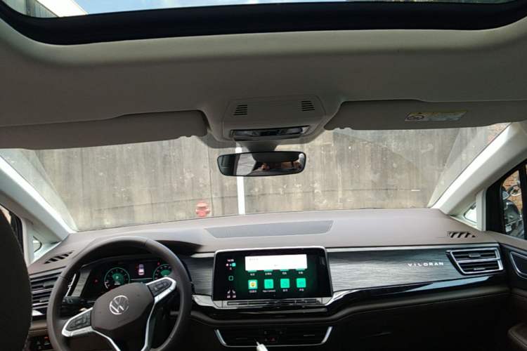 Used Volkswagen Viloran 2024 380TSI Premium Edition Headliner