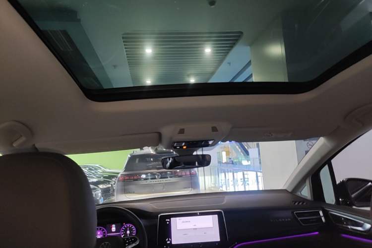Used Volkswagen Viloran 2024 380TSI Premium Edition Headliner