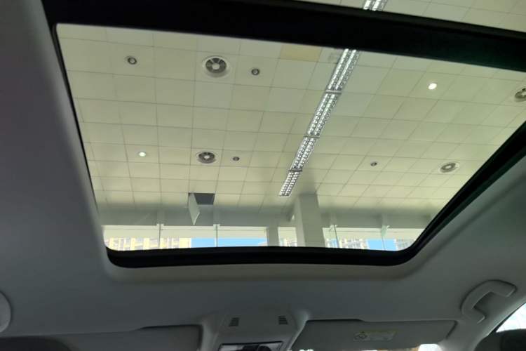 Used Volkswagen Viloran 2024 380TSI Premium Edition Headliner