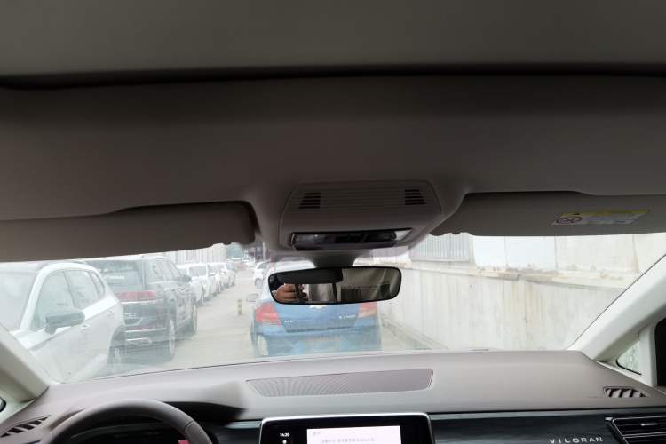 Used Volkswagen Viloran 2024 380TSI Premium Edition Headliner