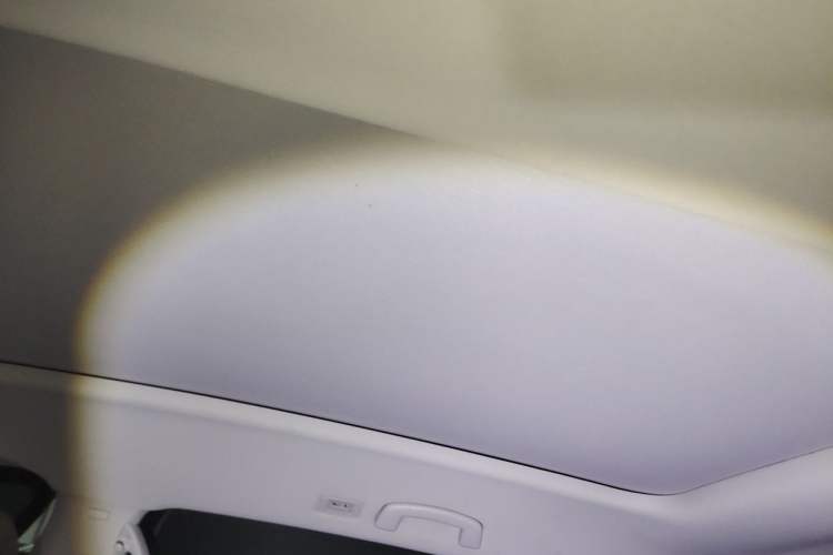 Used Volkswagen Viloran 2024 380TSI Premium Edition Headliner