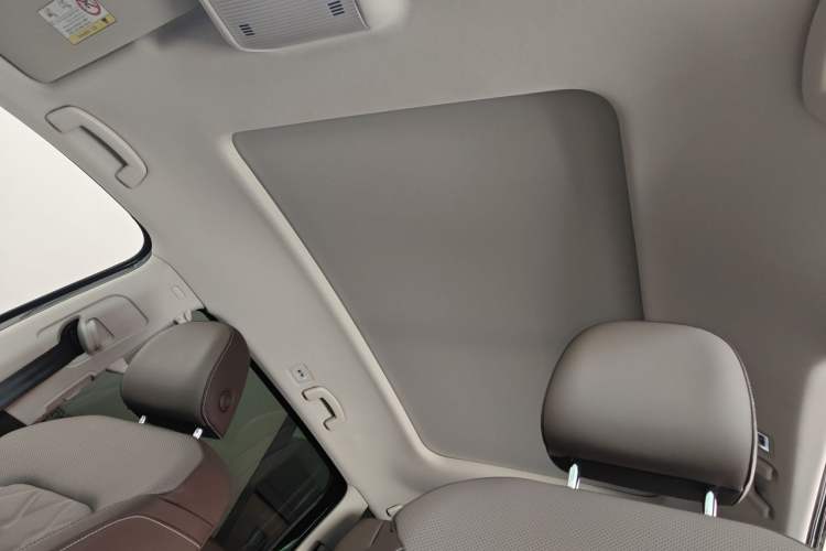 Used Volkswagen Viloran 2024 380TSI Premium Edition Headliner