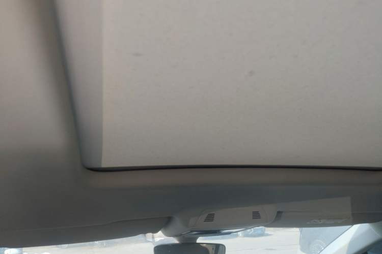Used Volkswagen Viloran 2024 330TSI Business Edition Headliner