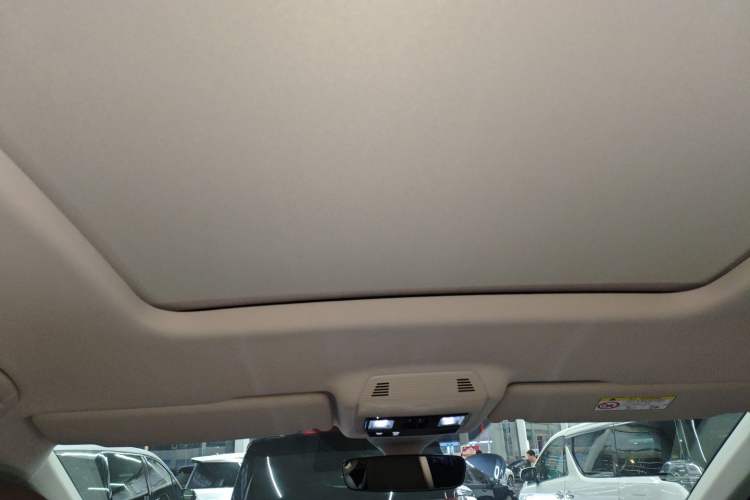 Used Volkswagen Viloran 2024 380TSI Premium Edition Headliner