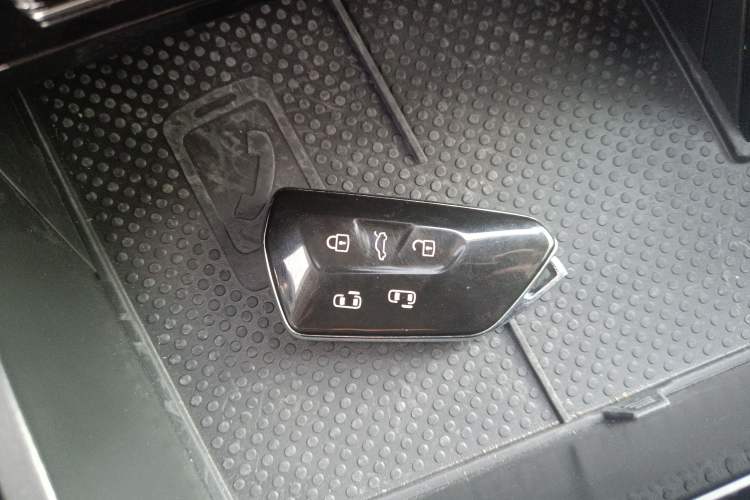 Used Volkswagen Viloran 2024 380TSI Premium Edition Interior 1