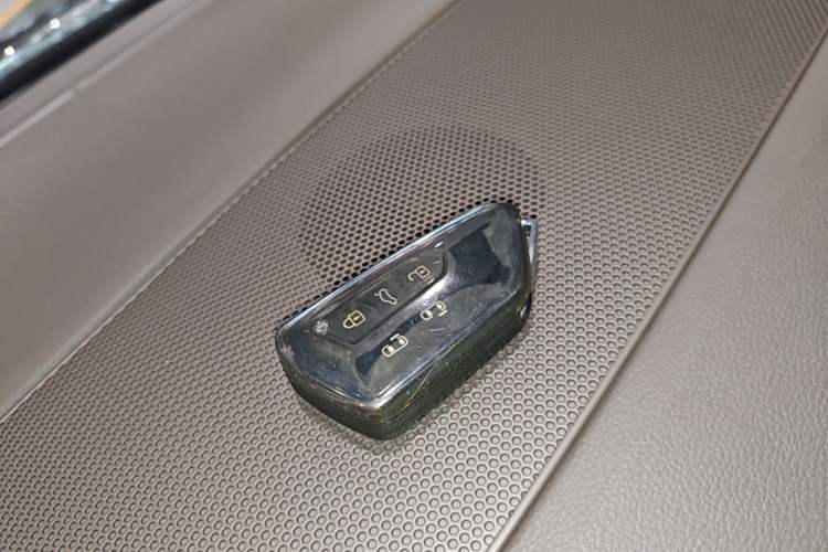 Used Volkswagen Viloran 2024 380TSI Premium Edition Interior 1