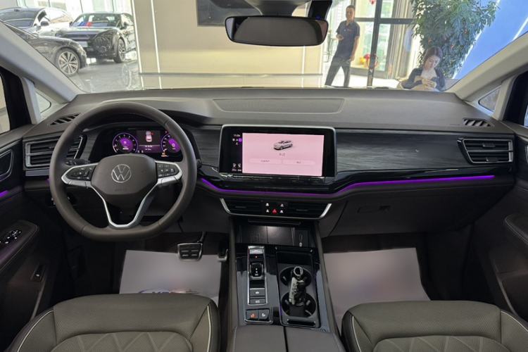 Used Volkswagen Viloran 2024 380TSI Flagship Edition Interior 1
