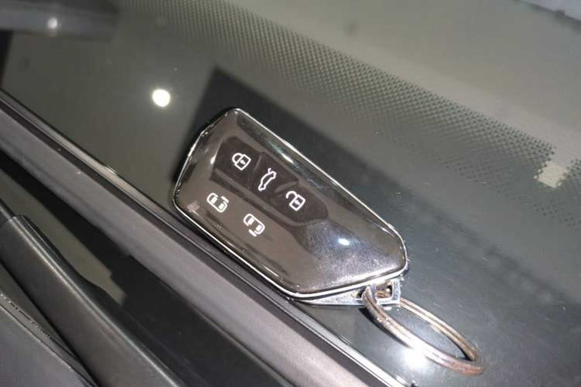 Used Volkswagen Viloran 2024 380TSI Luxury Edition Interior 1
