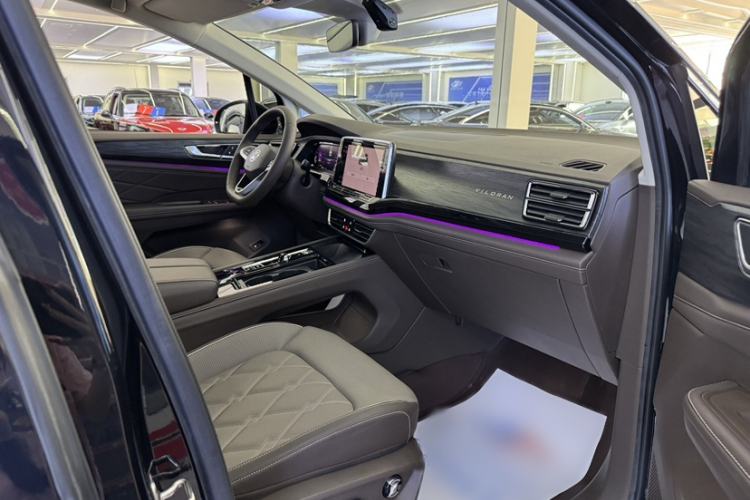 Used Volkswagen Viloran 2024 380TSI Flagship Edition Interior 3