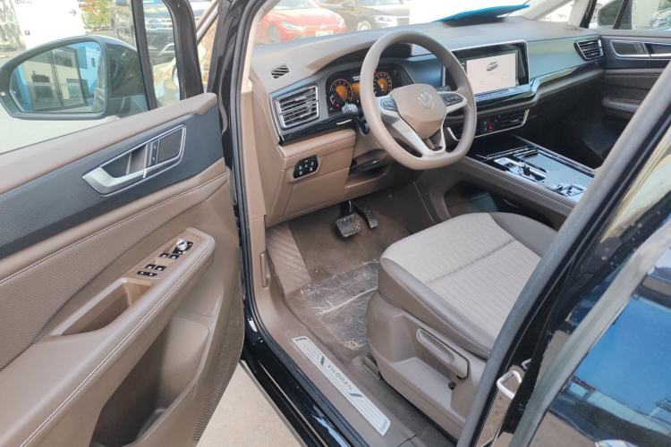 Used Volkswagen Viloran 2024 330TSI Business Edition Interior 3