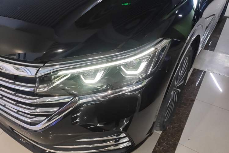 Used Volkswagen Viloran 2024 380TSI Premium Edition Left Front Headlight
