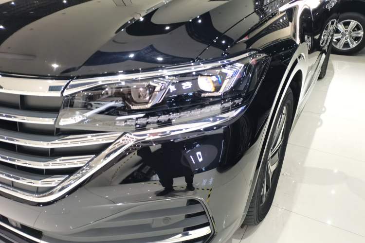 Used Volkswagen Viloran 2024 380TSI Luxury Edition Left Front Headlight