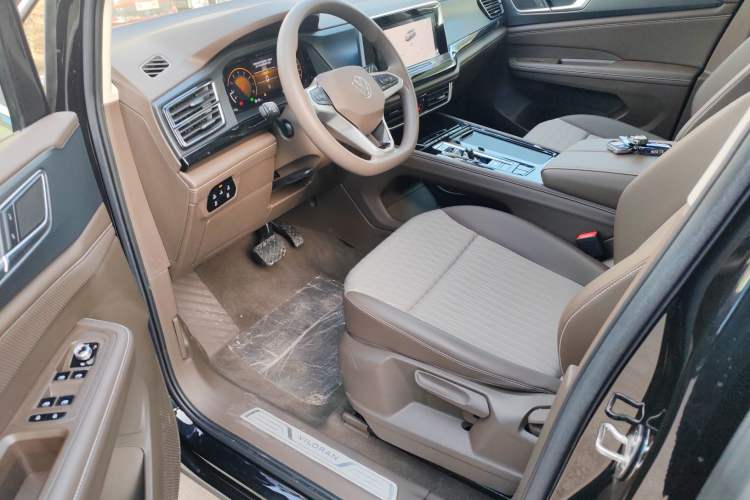 Used Volkswagen Viloran 2024 330TSI Business Edition Left Front Seat