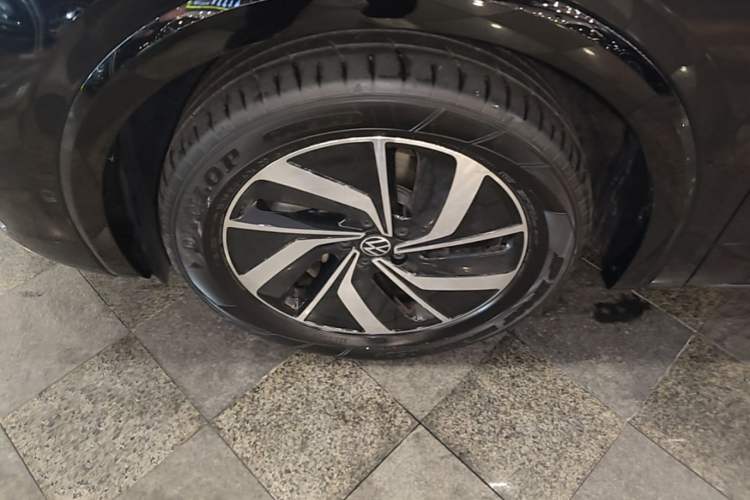 Used Volkswagen Viloran 2024 380TSI Luxury Edition Left Front Wheel Hub