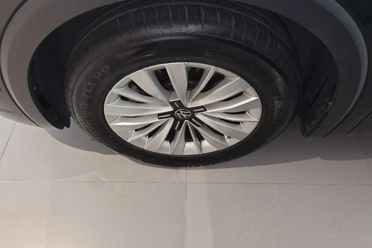 Used Volkswagen Viloran 2024 330TSI Business Edition Left Front Wheel Hub