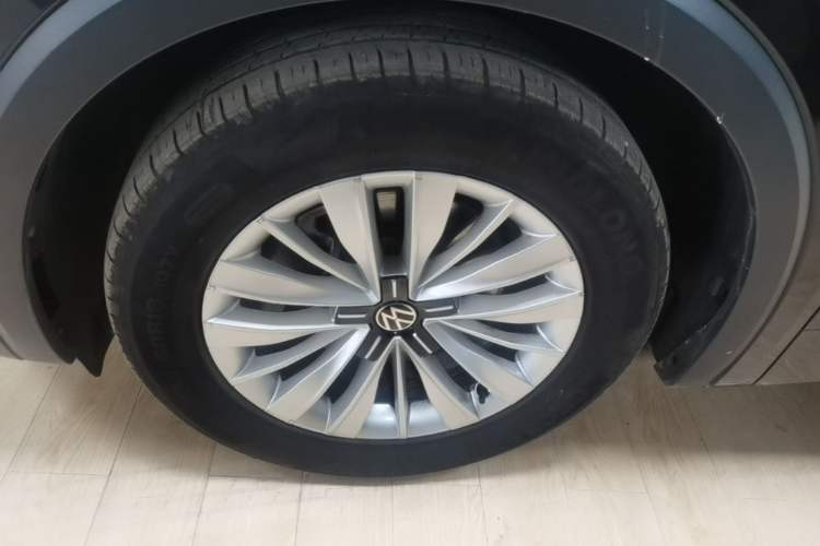 Used Volkswagen Viloran 2024 330TSI Business Edition Left Front Wheel Hub
