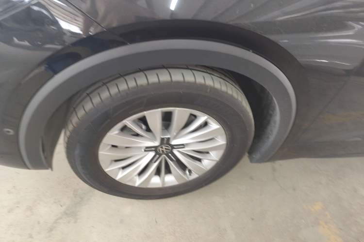 Used Volkswagen Viloran 2024 330TSI Business Edition Left Front Wheel Hub