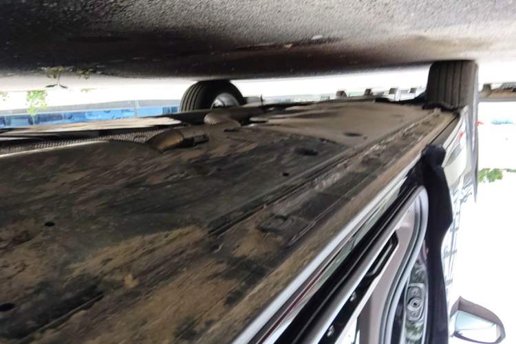 Used Volkswagen Viloran 2024 330TSI Business Edition Left Side Sill