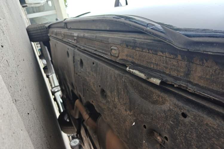 Used Volkswagen Viloran 2024 330TSI Business Edition Left Side Sill