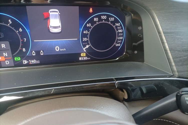 Used Volkswagen Viloran 2024 380TSI Premium Edition Odometer Close Up