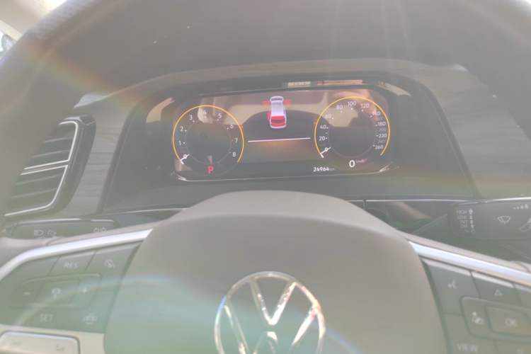 Used Volkswagen Viloran 2024 380TSI Luxury Edition Odometer Close Up