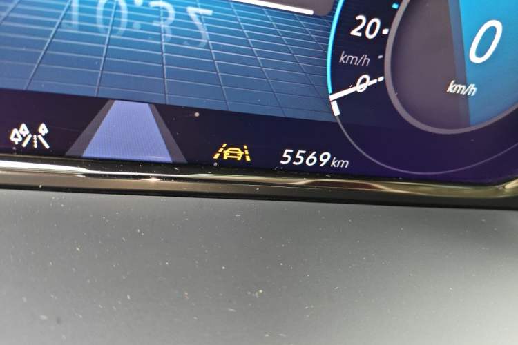 Used Volkswagen Viloran 2024 380TSI Flagship Edition Odometer Close Up